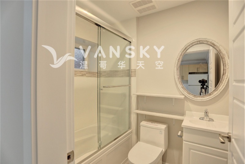 260417100940_4 lower 2 bd washroom.jpeg